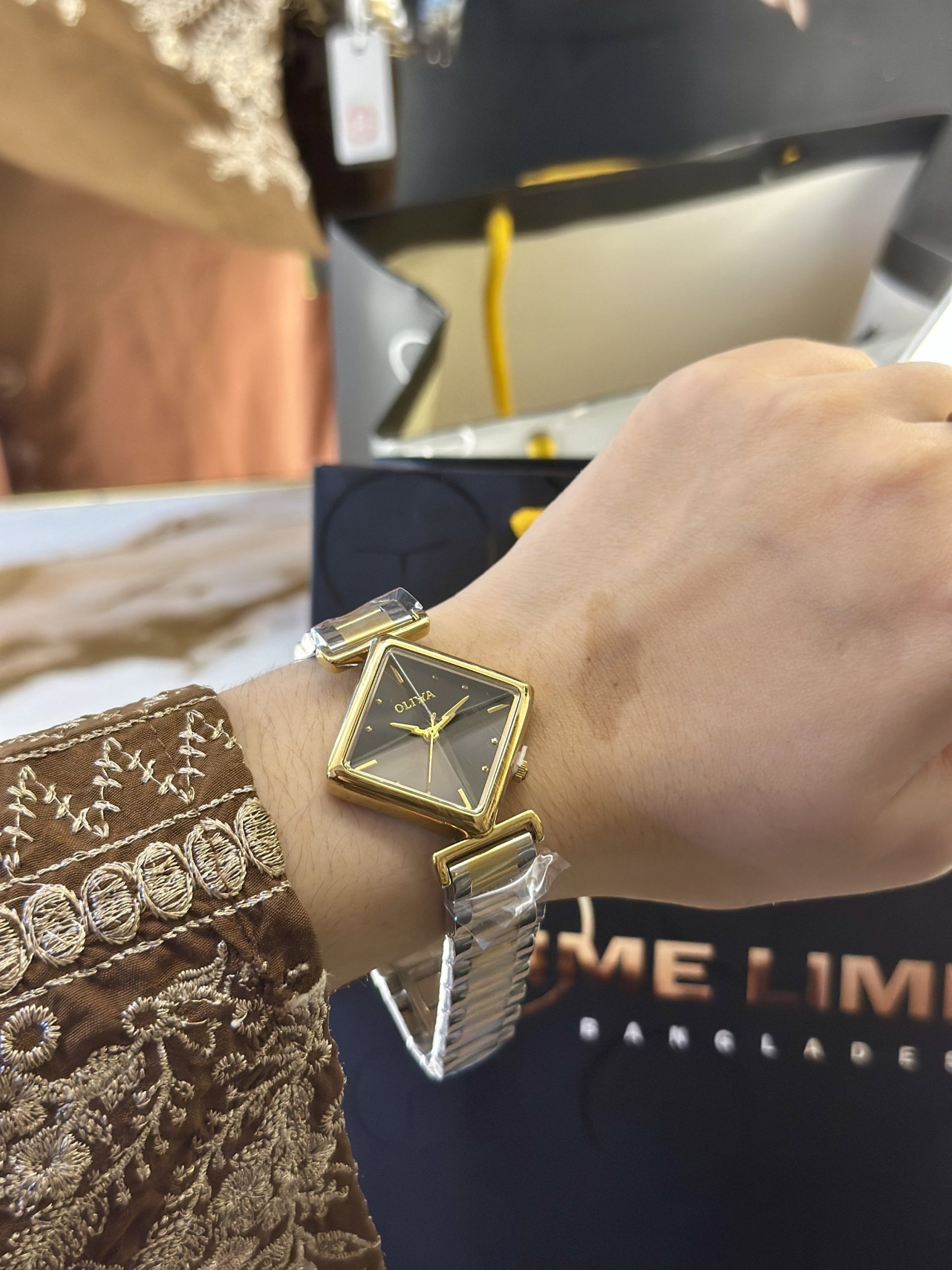 OLIYA Women’s Watch — made for the woman who knows that true elegance is always in the details. - Image 4