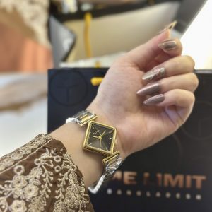 OLIYA Women’s Watch — made for the woman who knows that true elegance is always in the details.