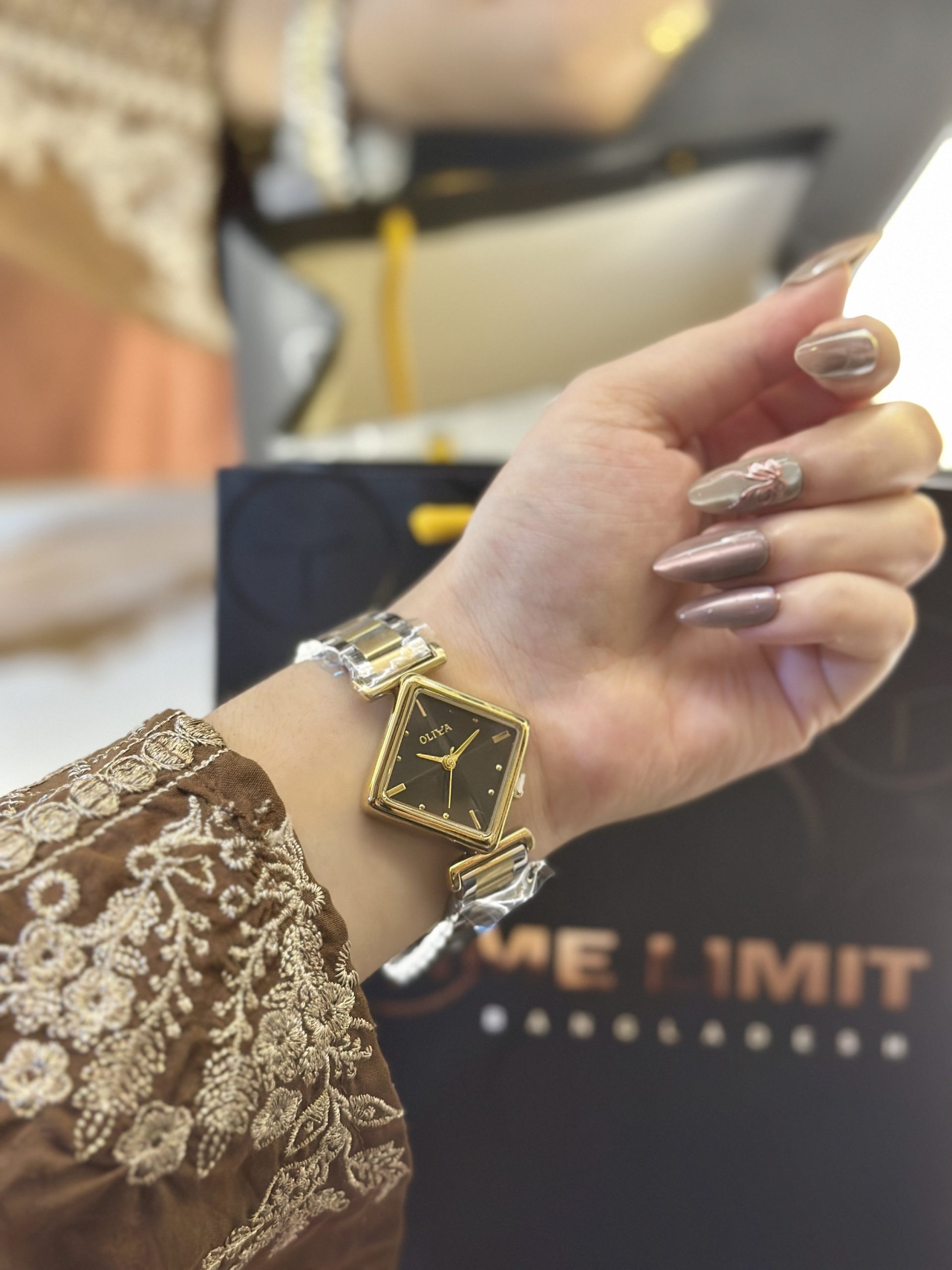 OLIYA Women’s Watch — made for the woman who knows that true elegance is always in the details. - Image 3